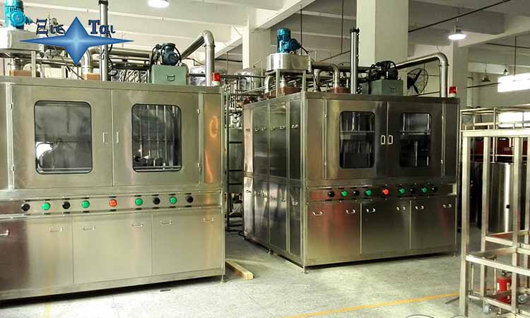 碳?xì)淝逑礄C清洗金屬零件的秘密… 碳?xì)淝逑礄C清洗金屬零件的秘密…